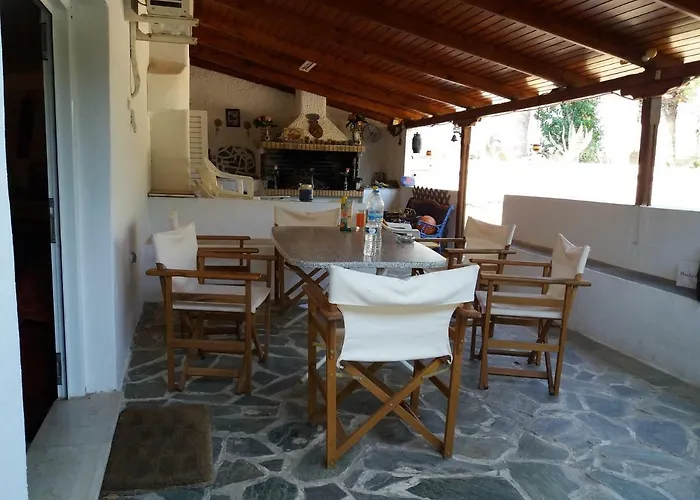 Aliki House