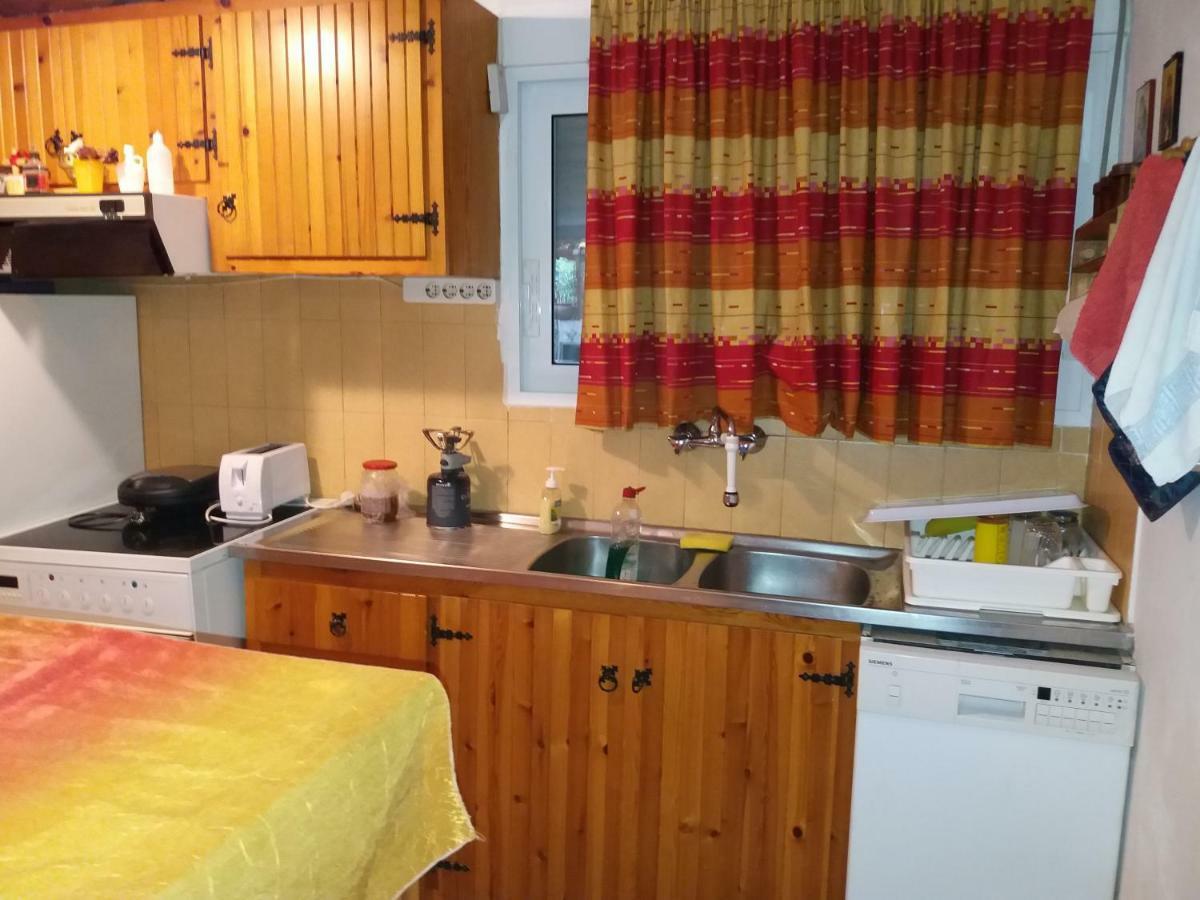 Aliki House Country house *