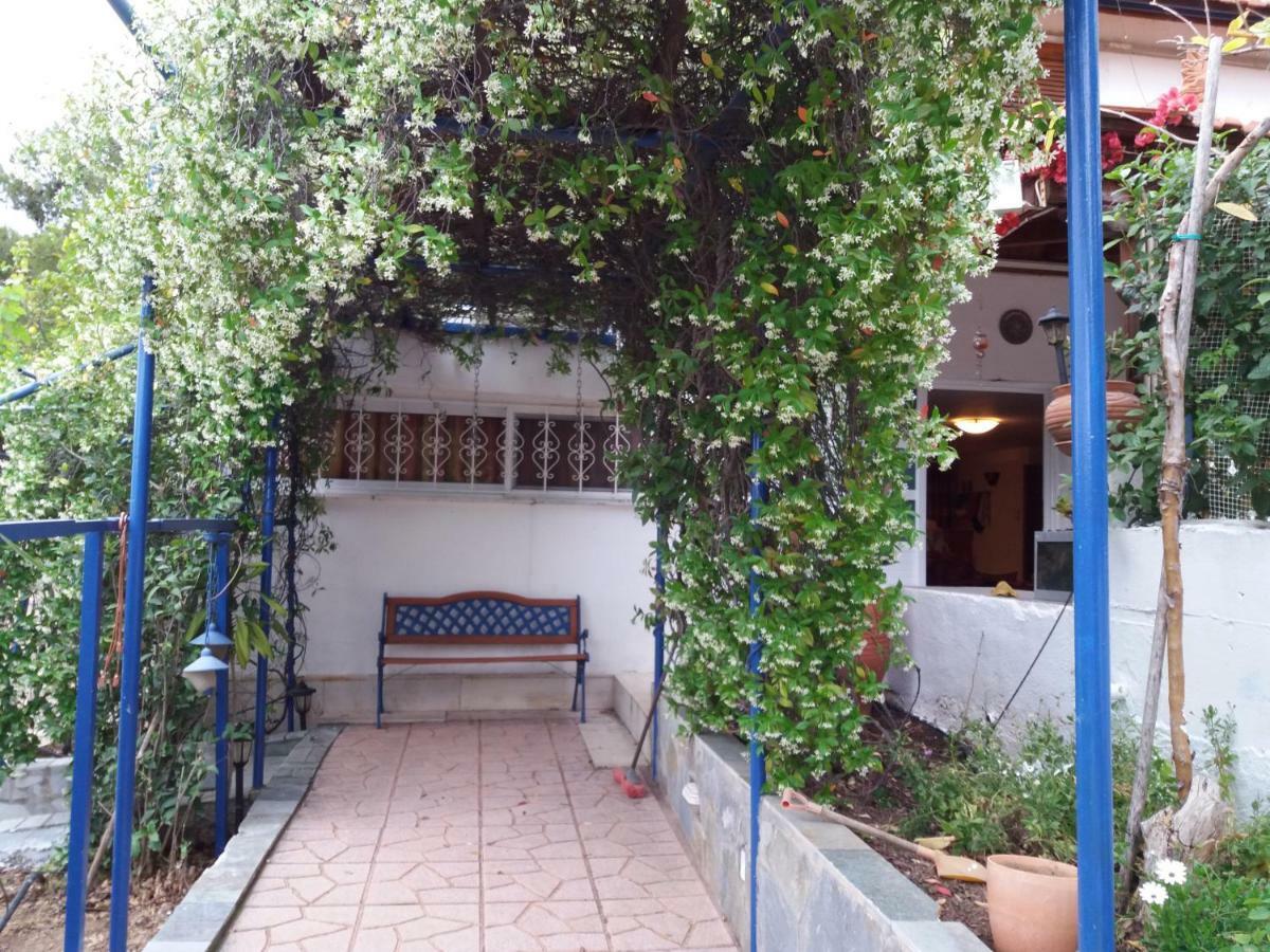Aliki House *