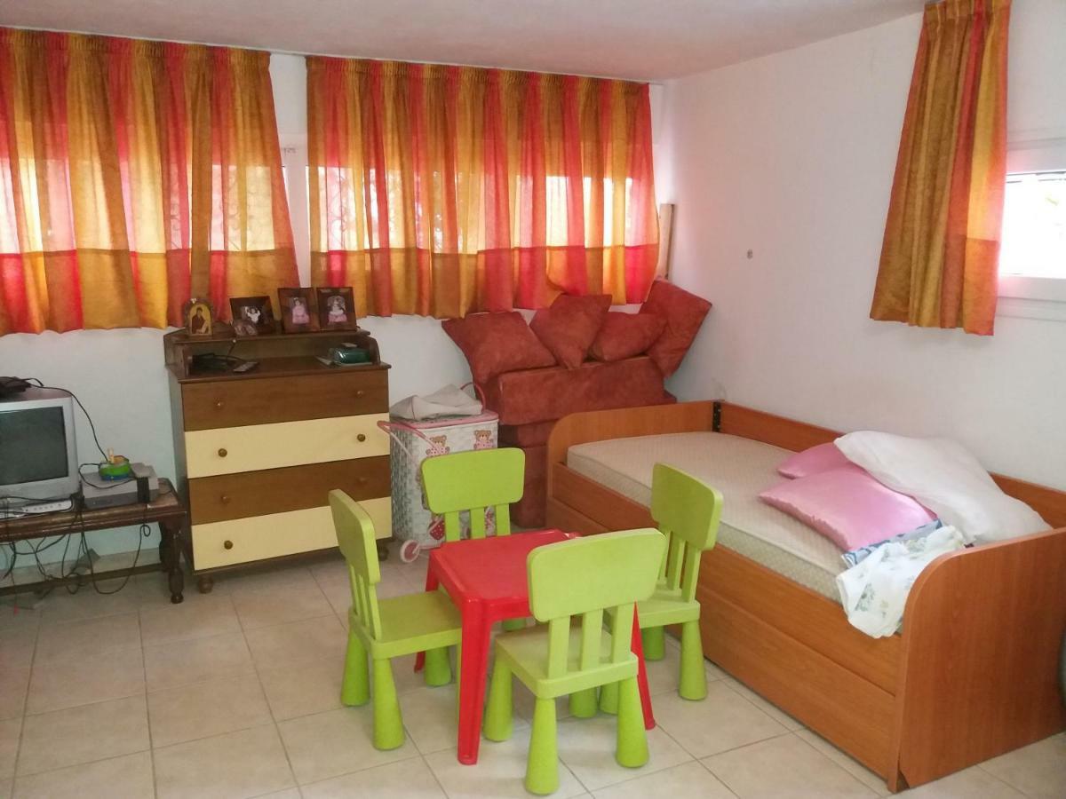Aliki House Country house *